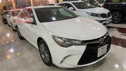 تۆیۆتا کامری